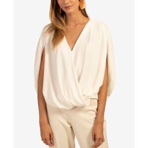 Trina Turk Deep Well Top In Whitewash - M